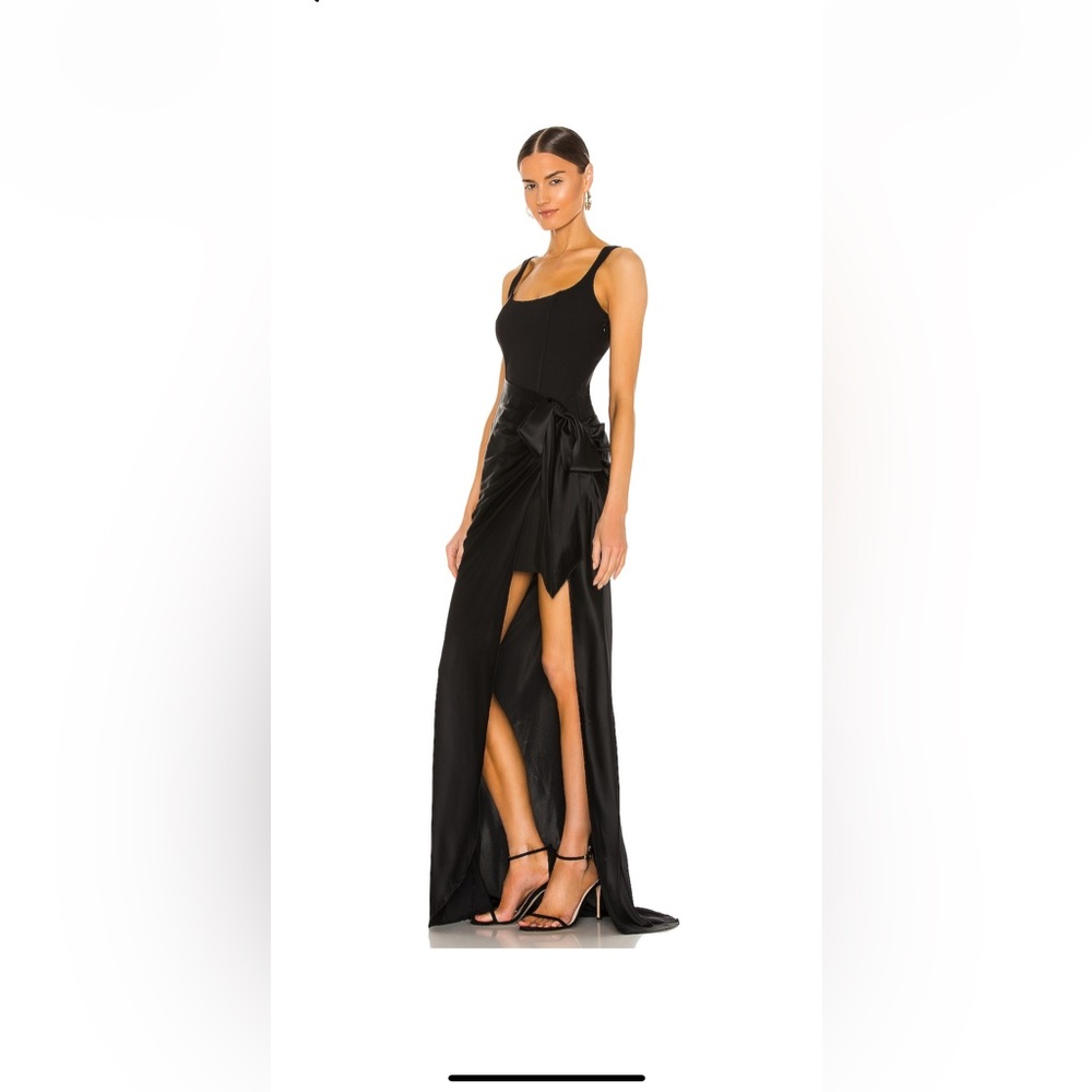 Cinq a sept Marian gown